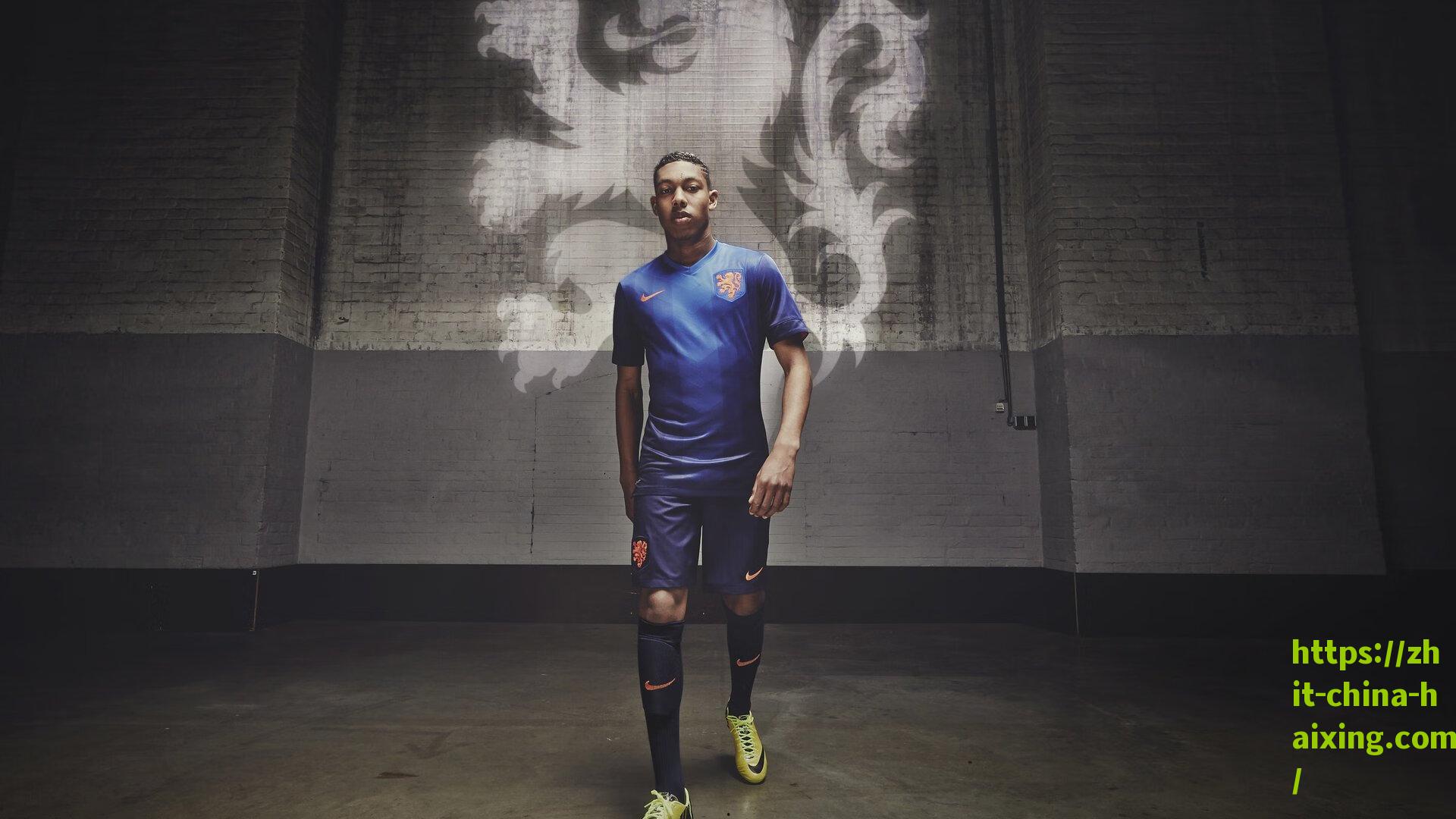 湖人防守漏洞频现 球哥积极防守风格成解药？