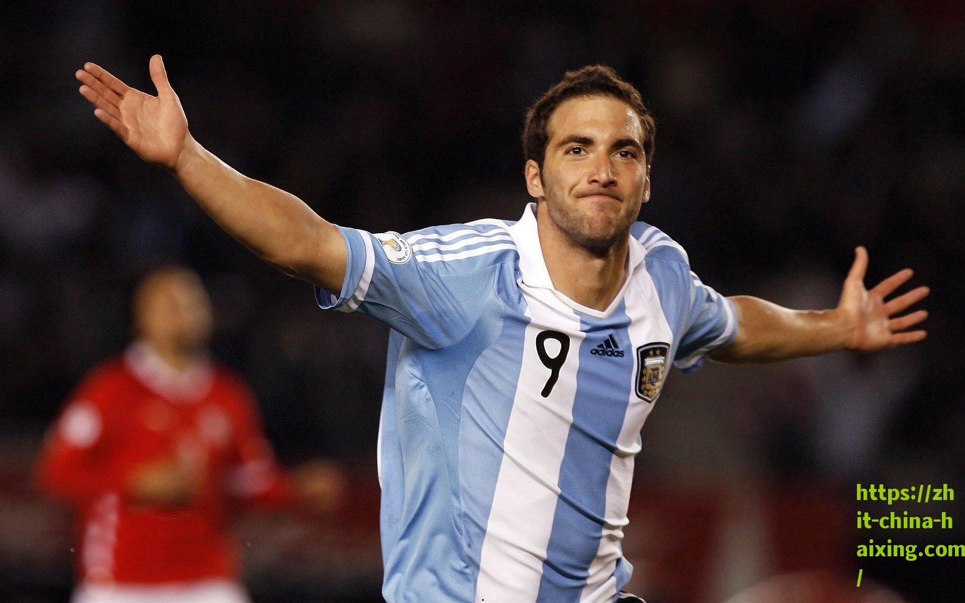 彭伟国谈留洋新思维，效仿日本球员务实精神，上场时间非首要考量